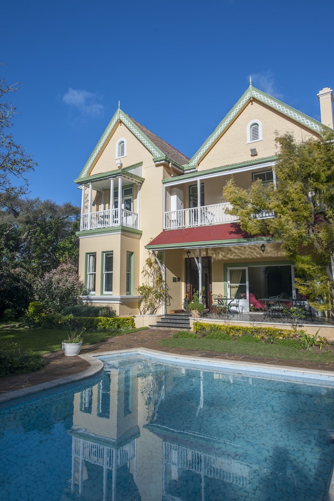 Hacklewood Hill Country House in GQEBERHA