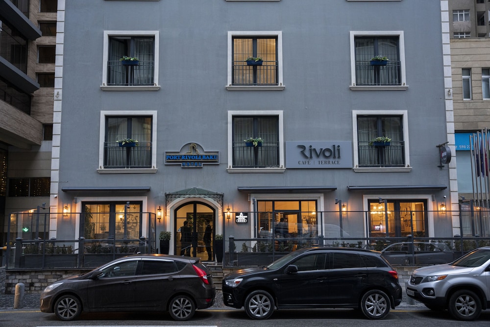 Port Rivoli Baku Hotel 45/50