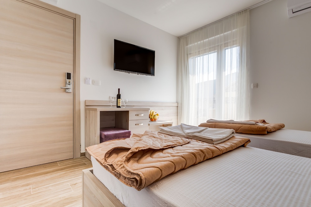 Almare Apartments Budva 12/50
