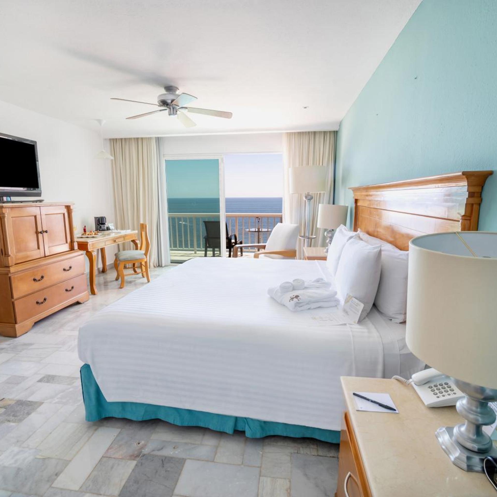 Club, Privilege, Suite, Double Bed, Sea View