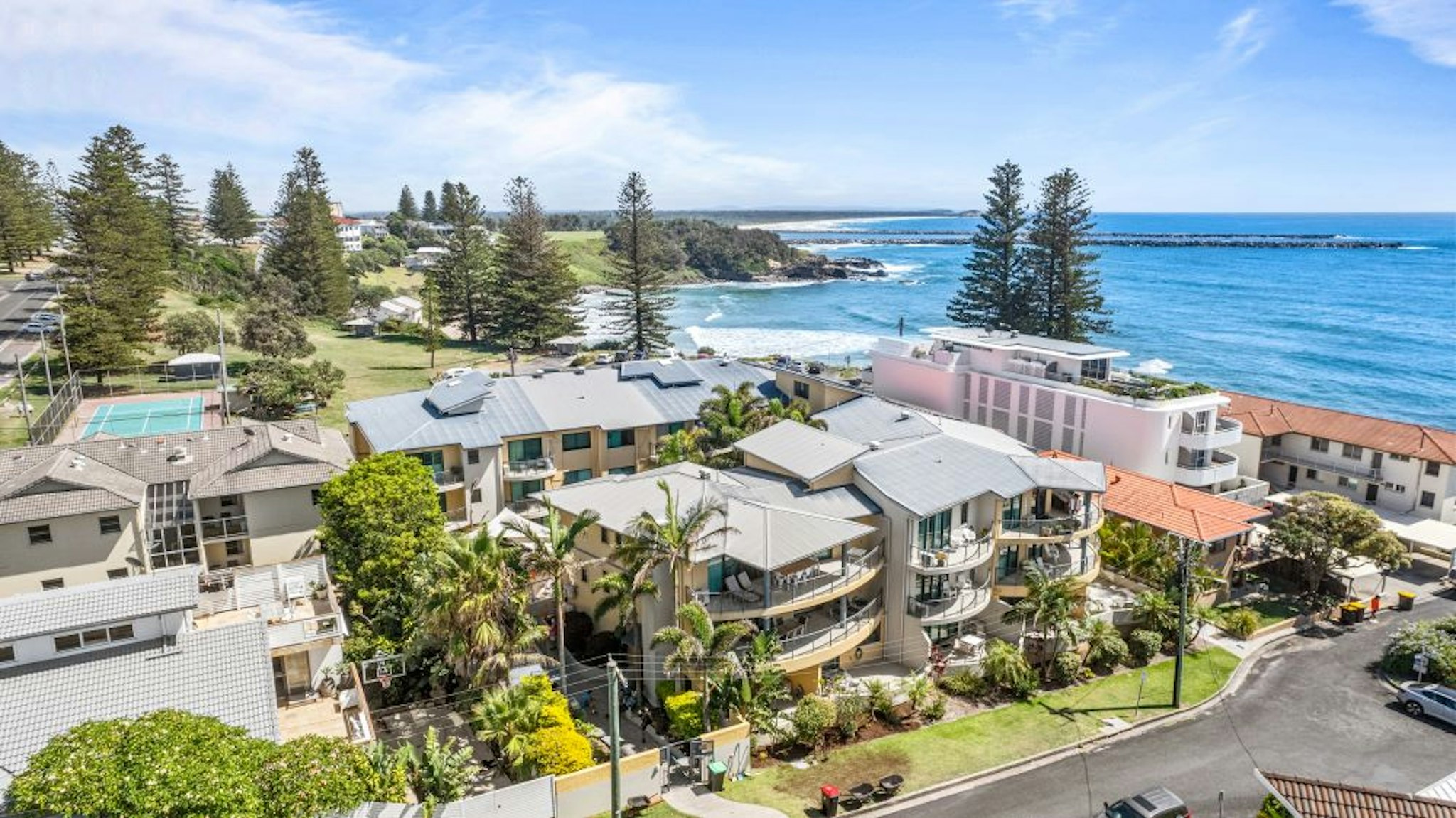 The Cove Yamba 5/7