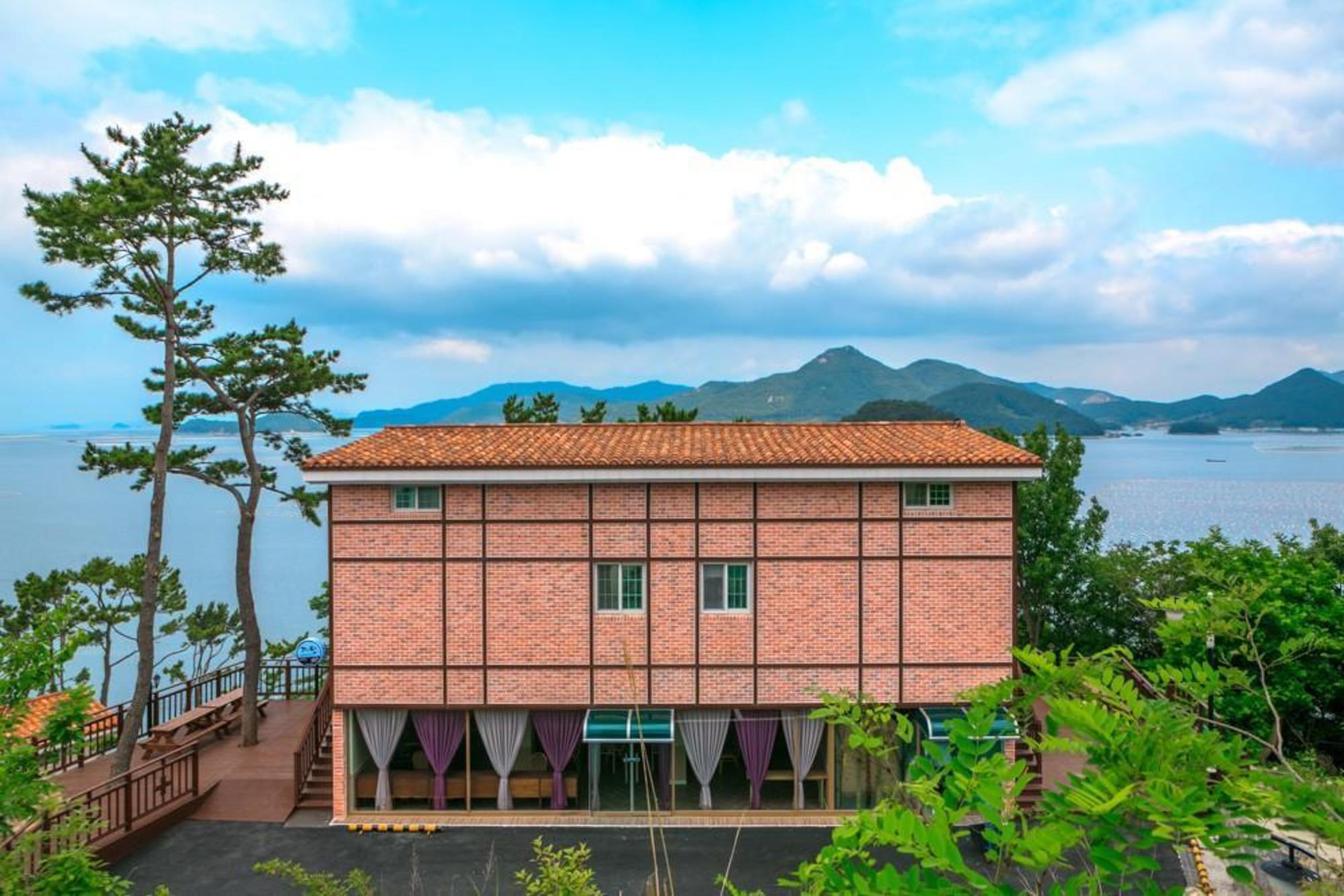 統営ビーチキャッスルホテル 写真1