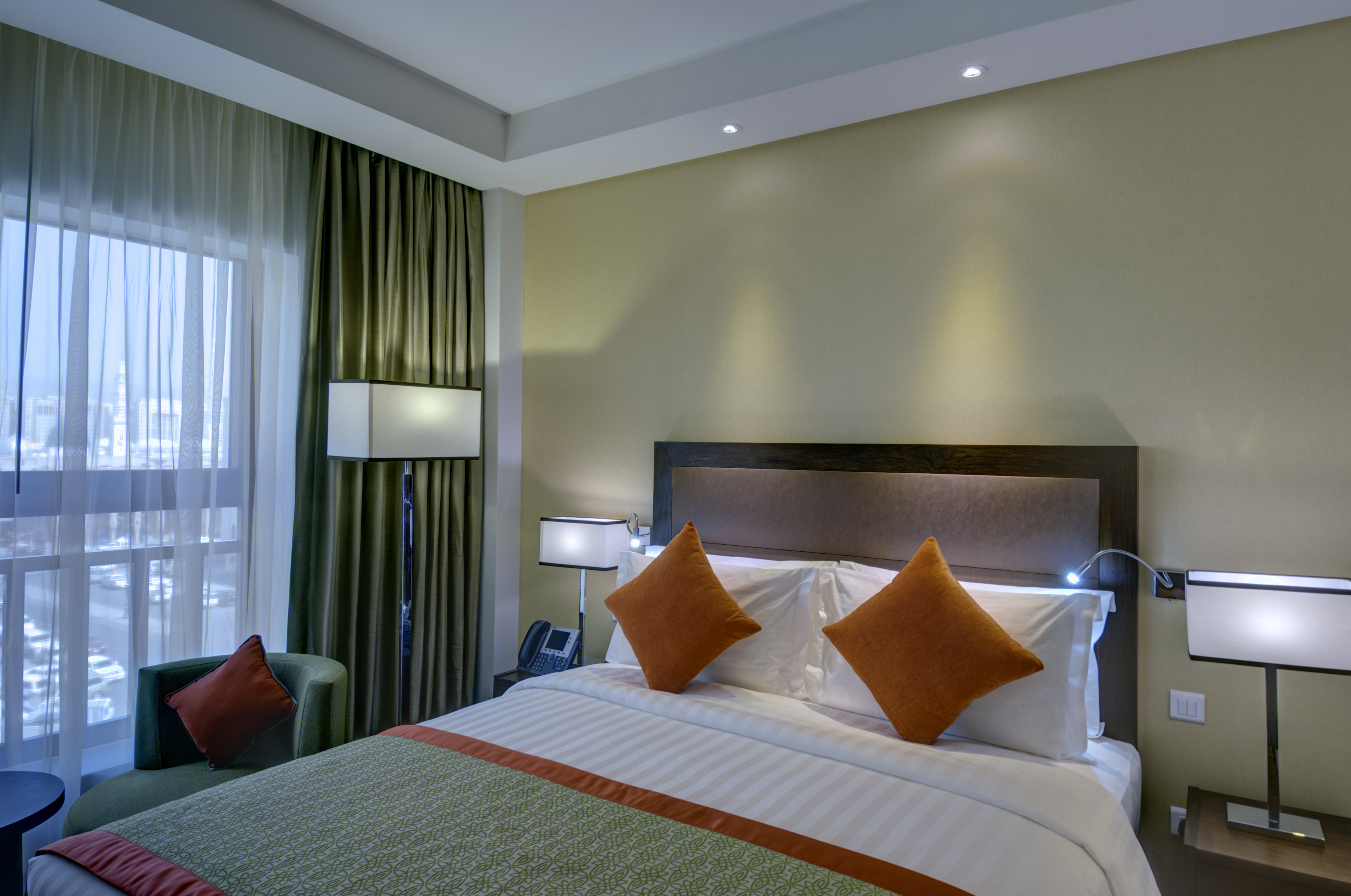 Leisure, King Bed