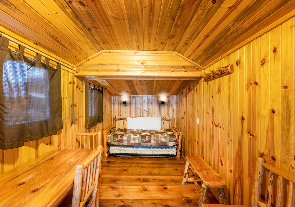 Union Creek Resort 23/50