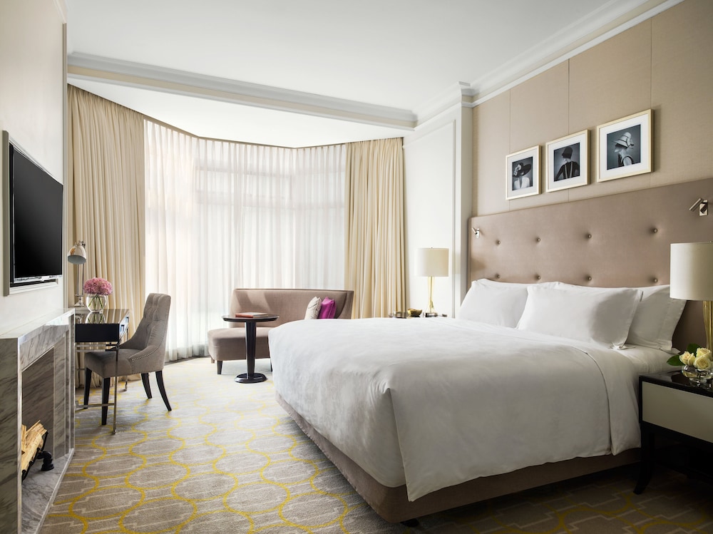 PREMIER, TWIN BEDS