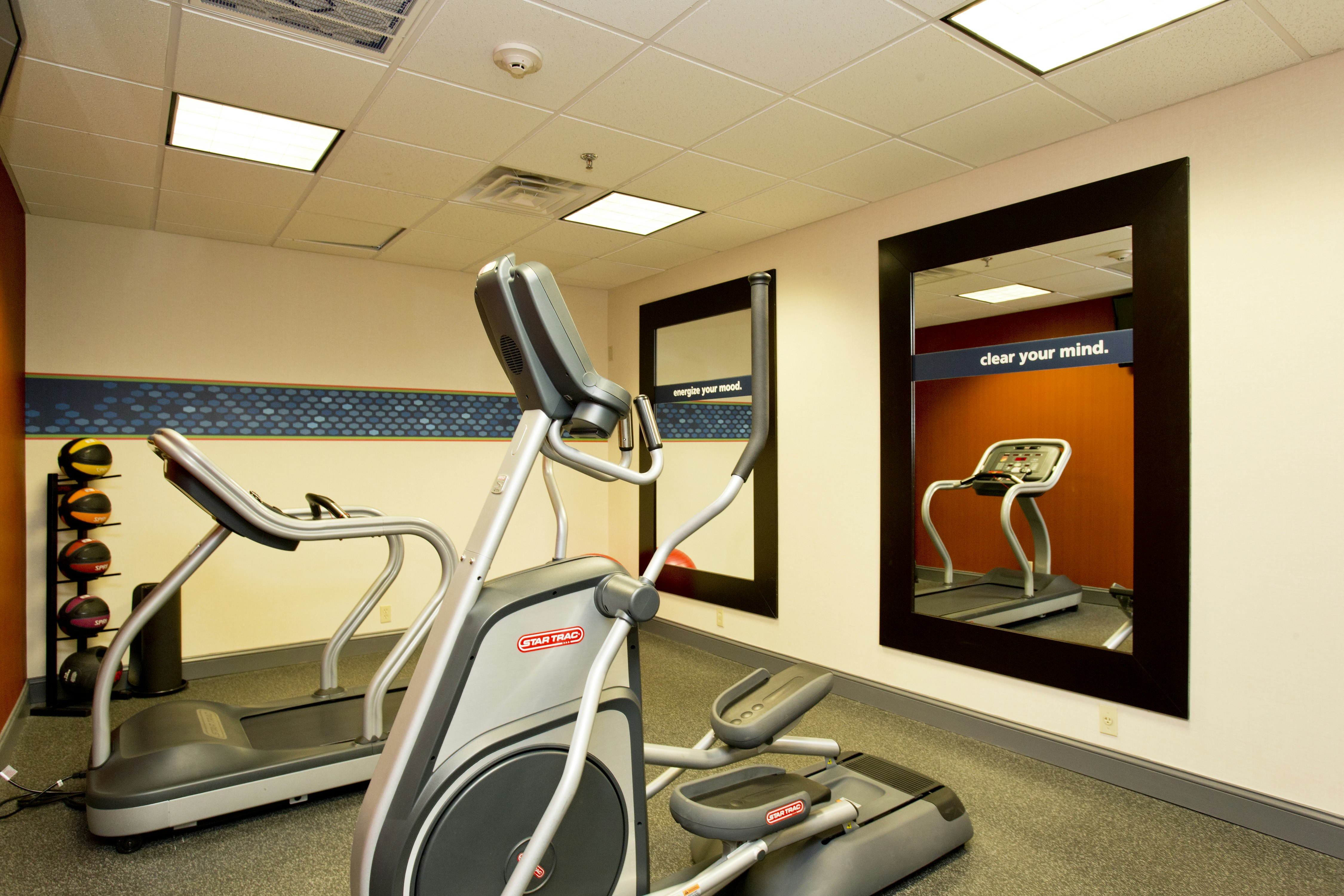Hampton Inn Martinsburg South-Inwood 53/75