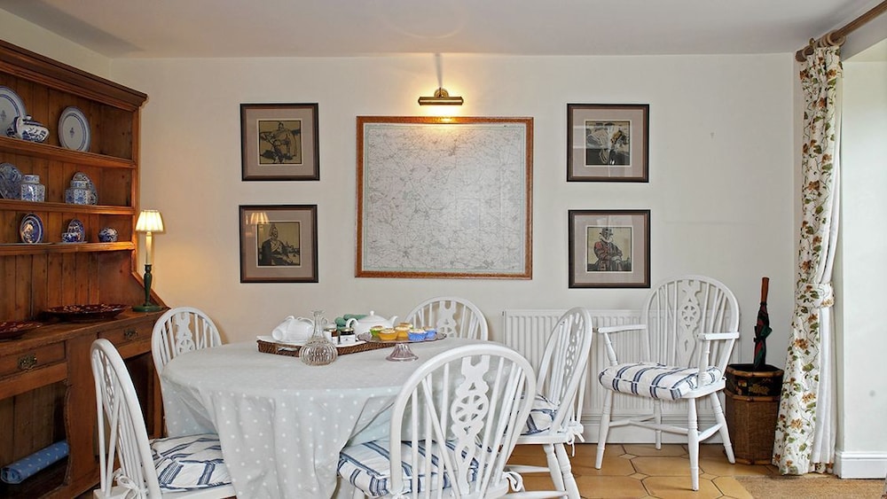 Aintree Cottage 10/14