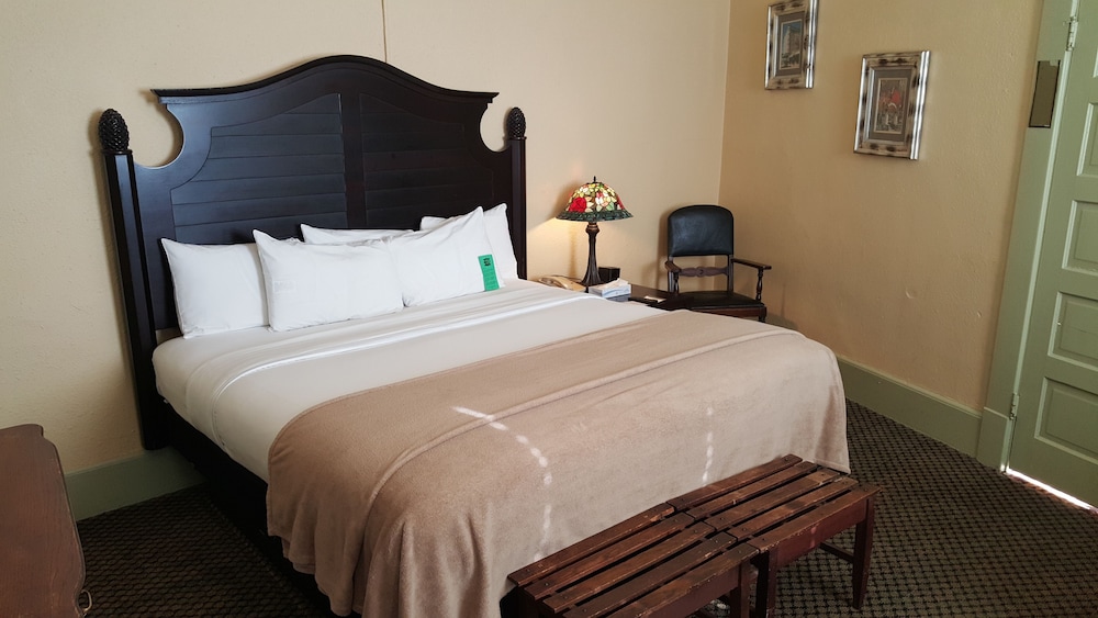 Basin Park Hotel 16/69