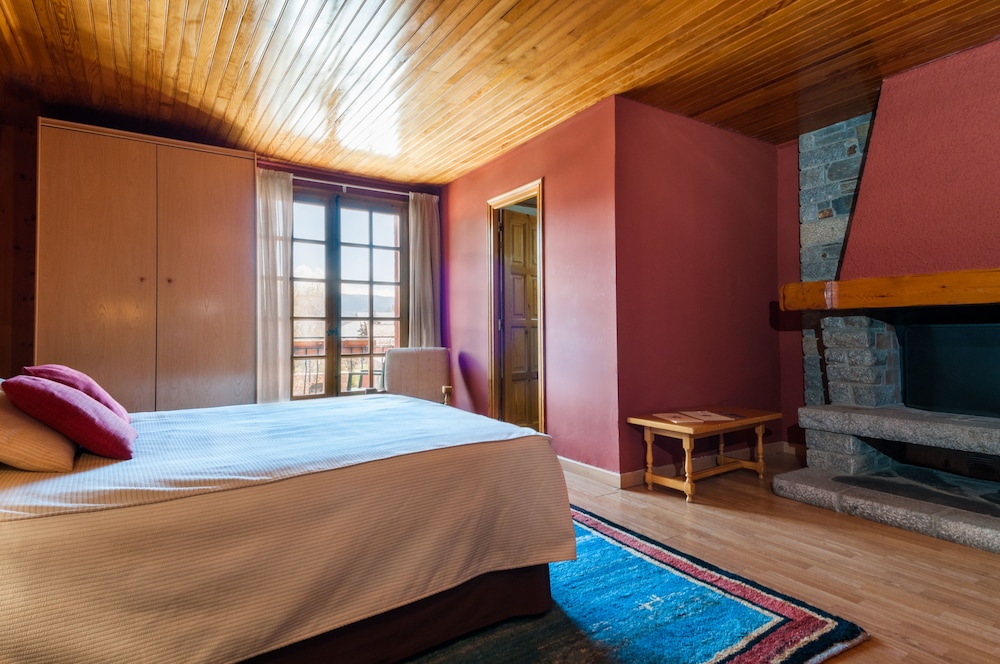 Hotel Esquirol 27/41