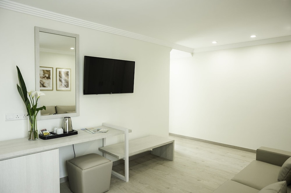 Roseum Boutique Hotel 36/50