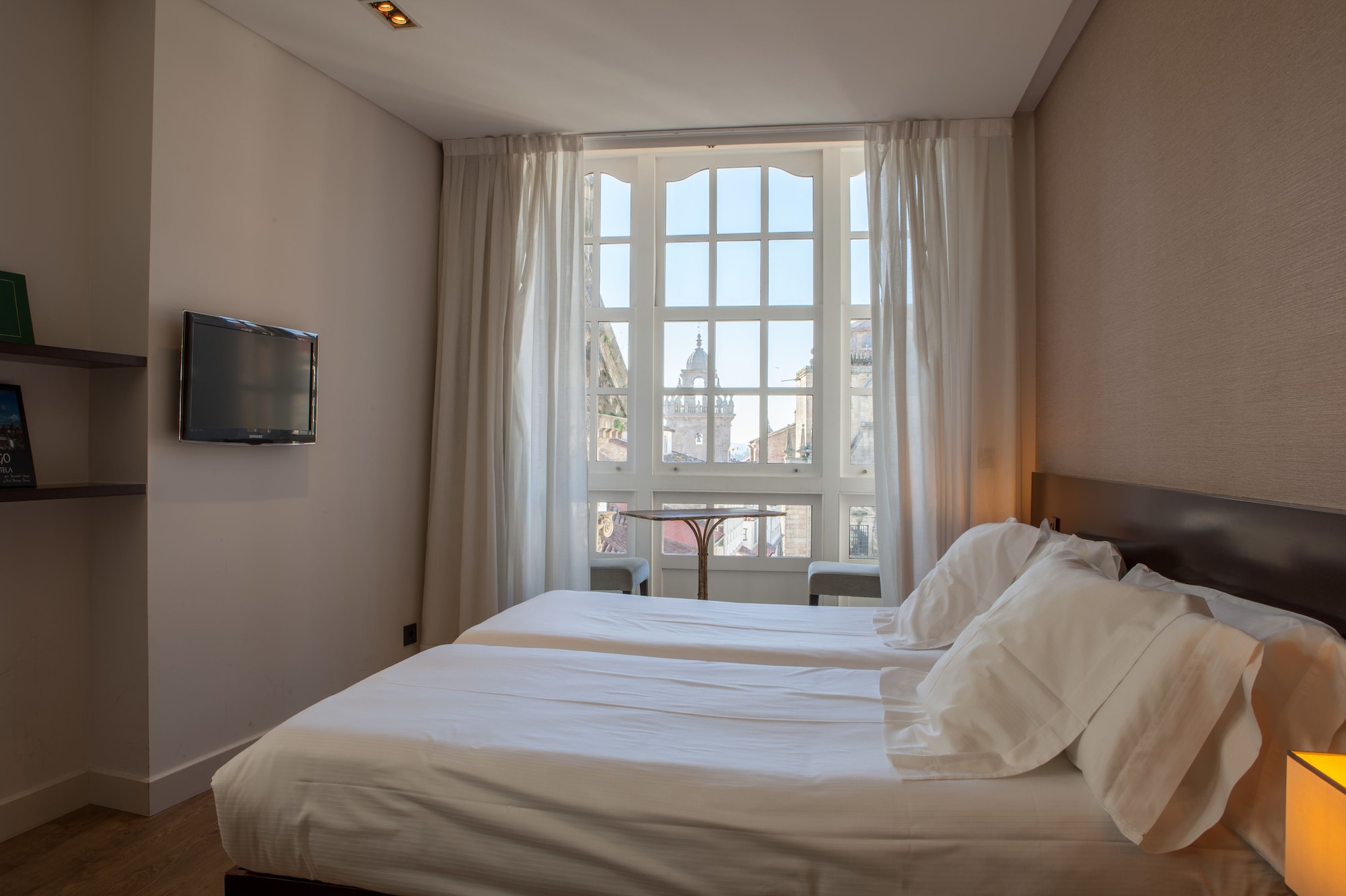 STANDARD, TWIN BEDS