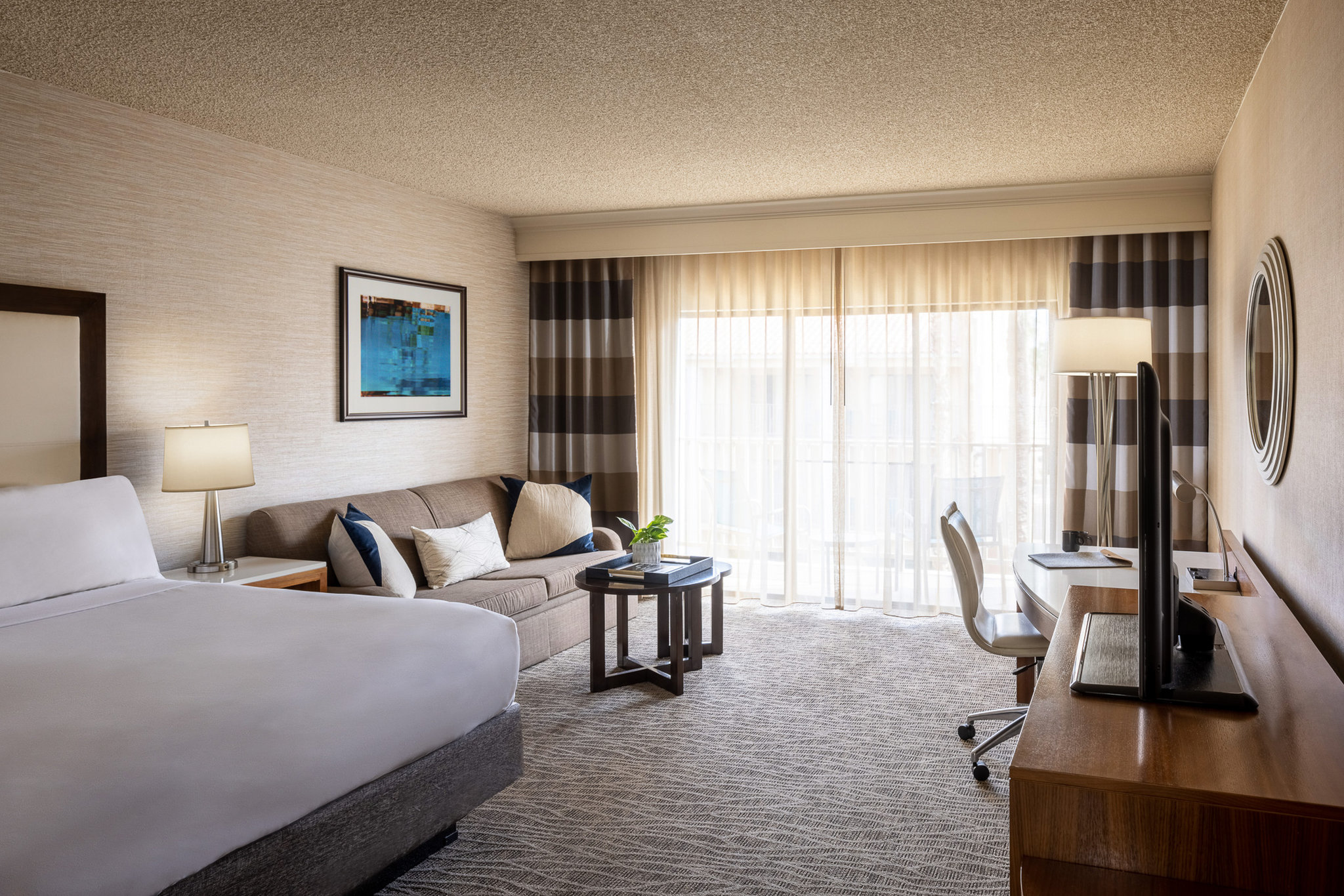 Crowne Plaza Phoenix Chandler Golf Resort 16/61