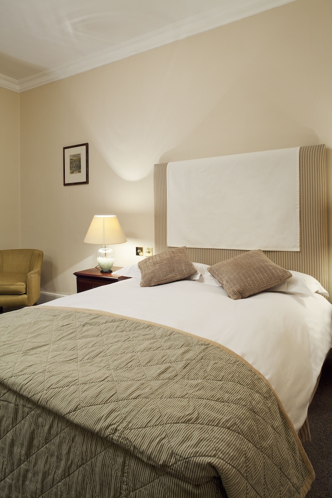 Mercure Salisbury White Hart Hotel 21/71