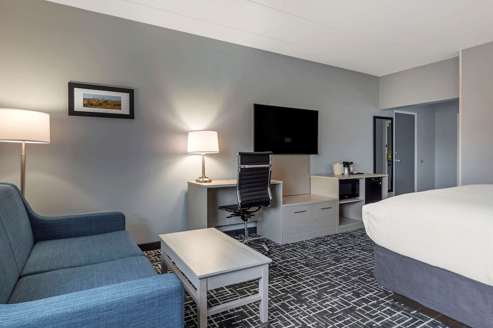 Comfort Inn Hyannis - Cape Cod 23/39