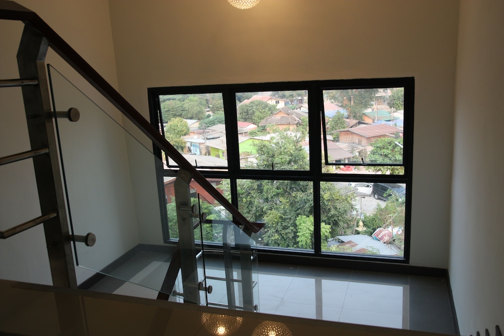 Serene Residence 52/63