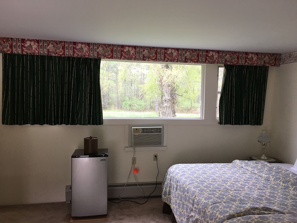 Weathervane Motel 19/70