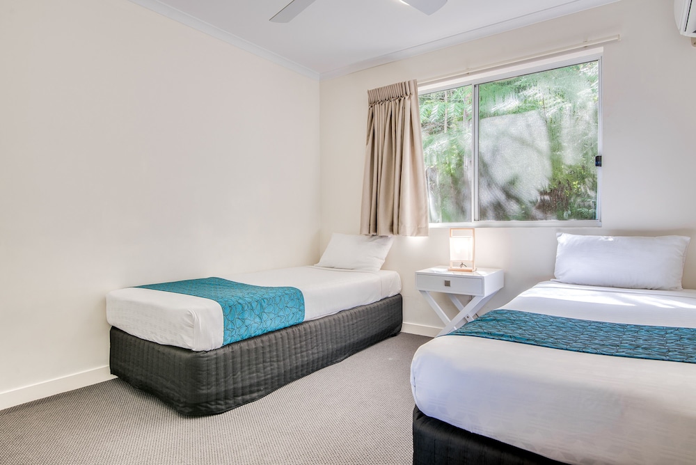Tangalooma Island Resort 8/54
