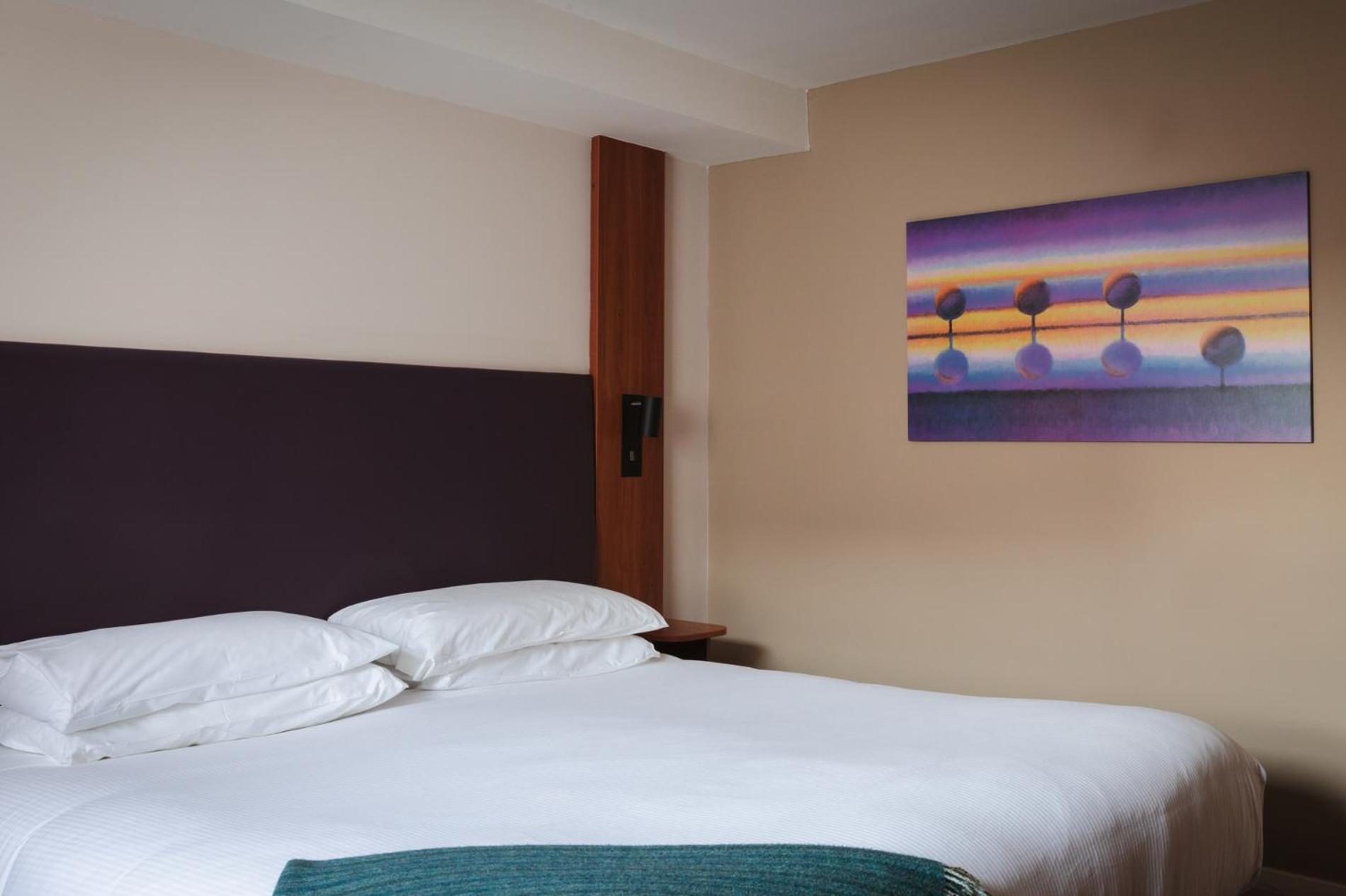 The Highwayman Hotel 23/59