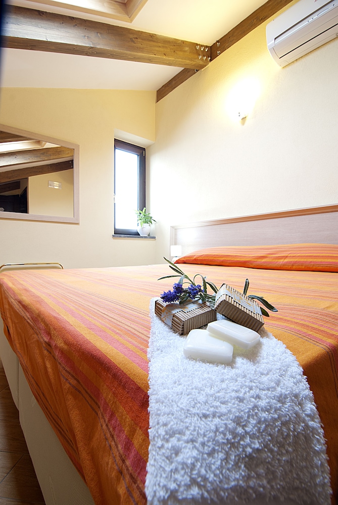 Casale Antonietta 28/72