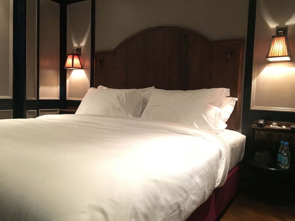 Mimi's Hotel Soho 16/63