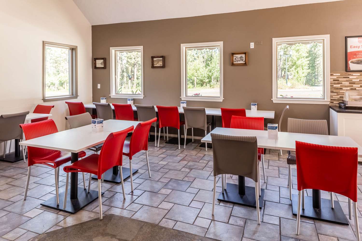 Econo Lodge Inn & Suites Heavenly Village Area 22/23