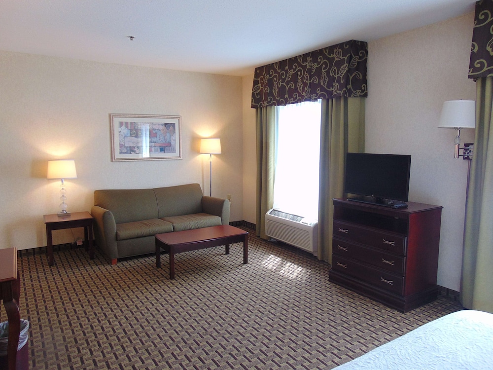 Hampton Inn & Suites Cleveland-Mentor 29/45