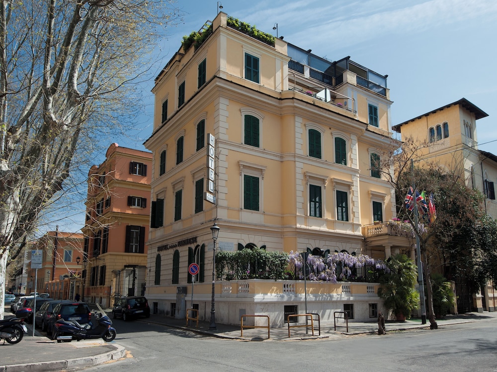 Hotel Farnese 66/69