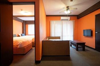 Condominium, Royal, Twin Beds