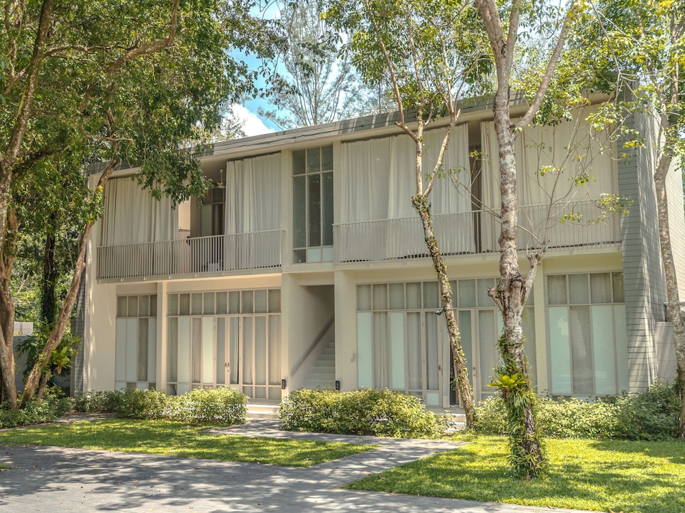 Sala Phuket Mai Khao Beach Resort 3/50