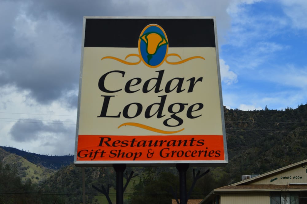 Yosemite Cedar Lodge 29/59