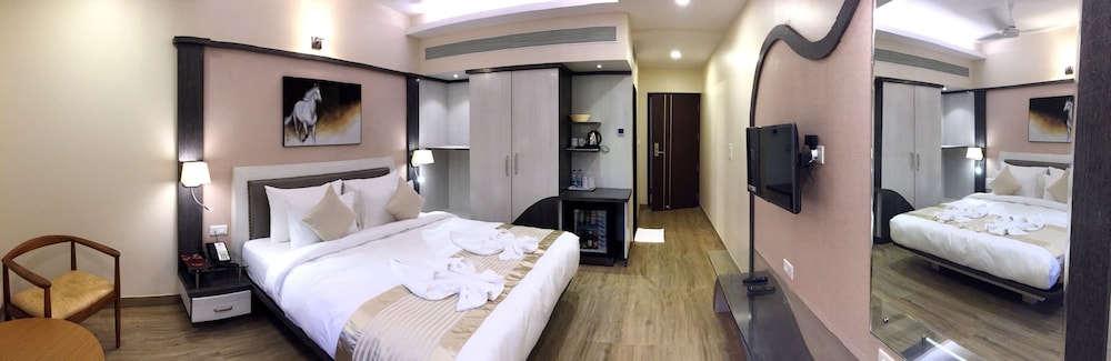 Prestige Hotel 19/50