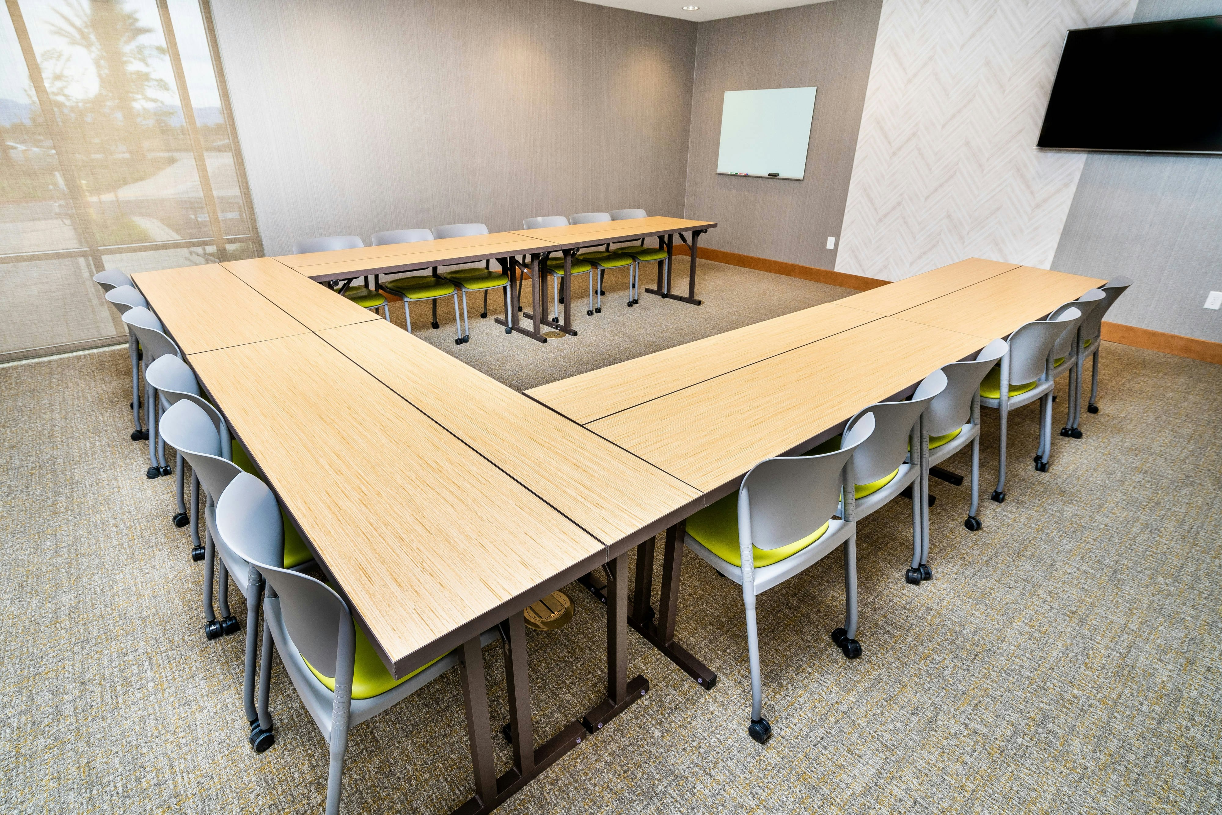 SpringHill Suites by Marriott Ontario Airport Rancho Cucamonga 33/37