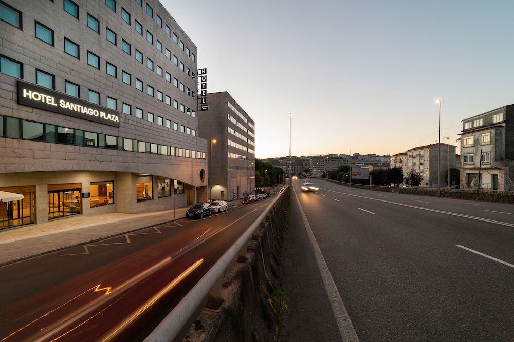 Hotel Santiago Plaza Affiliated By Melia 2/81