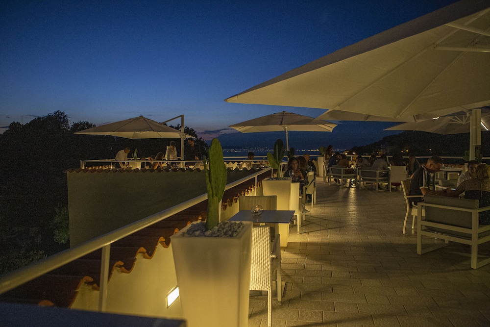 Hotel Vista Di Capri 34/38