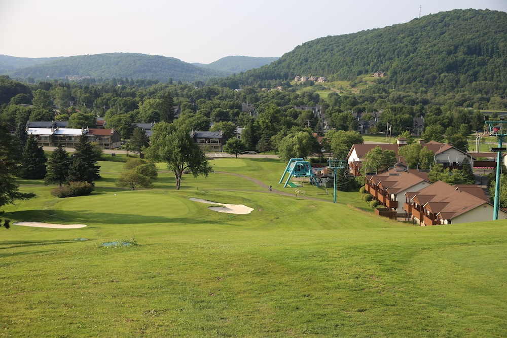 The Inn at Holiday Valley 36/50