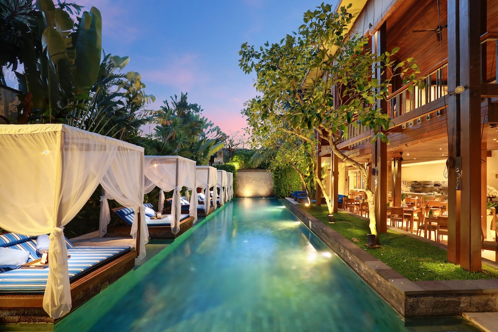 The Elysian Boutique Villa Hotel 39/50