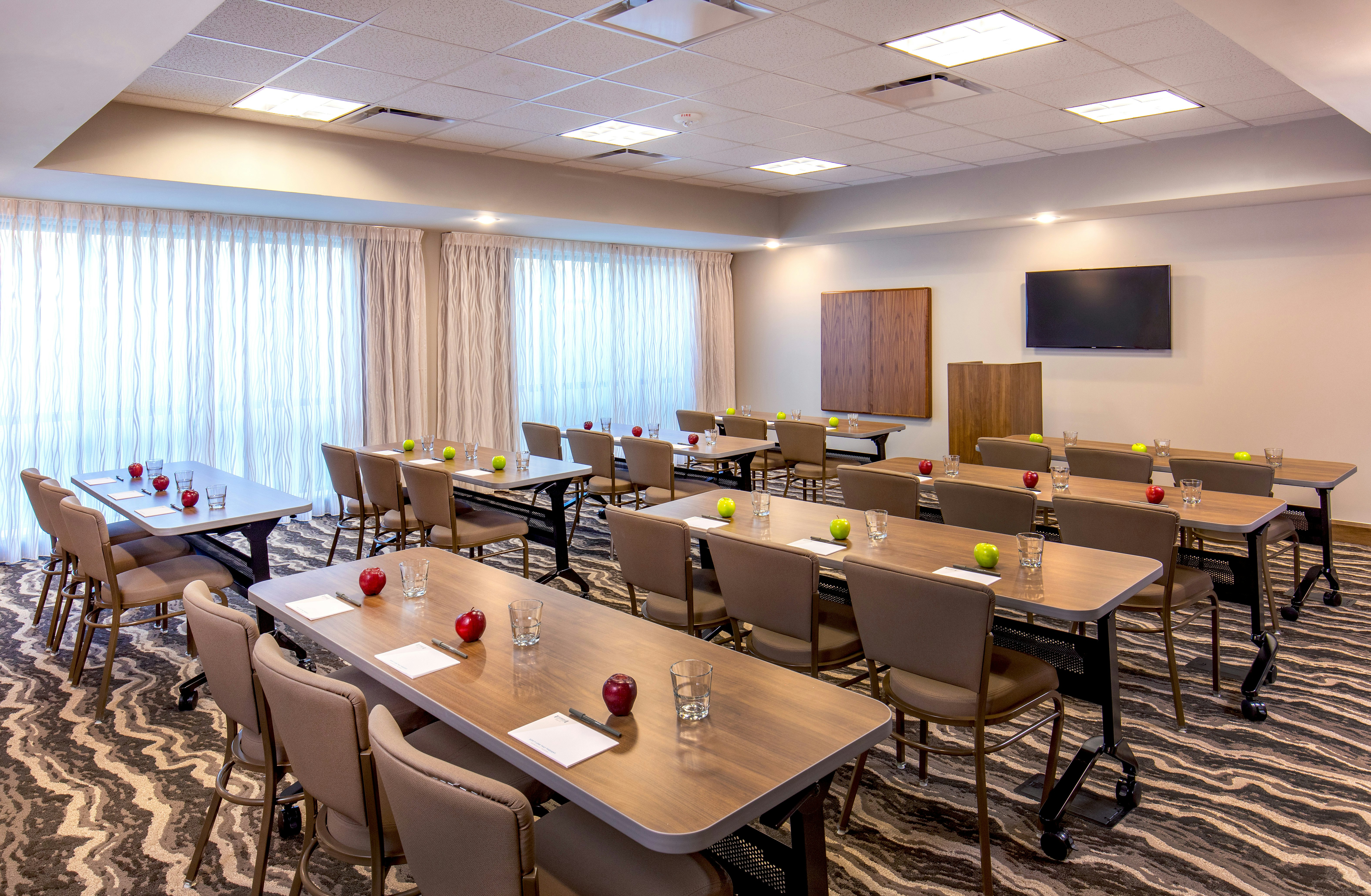 Staybridge Suites Charlottesville Airport 42/53