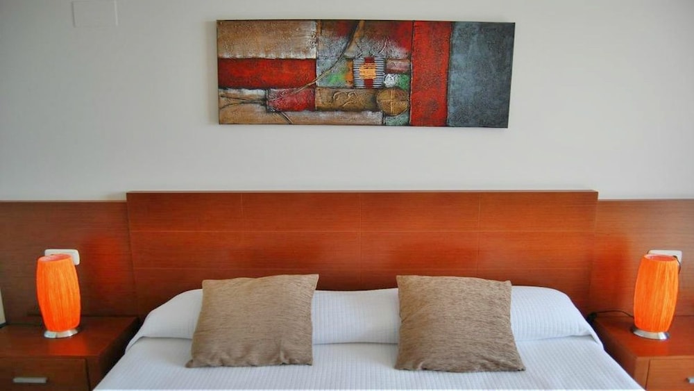 Apartamentos del Mar 12/28