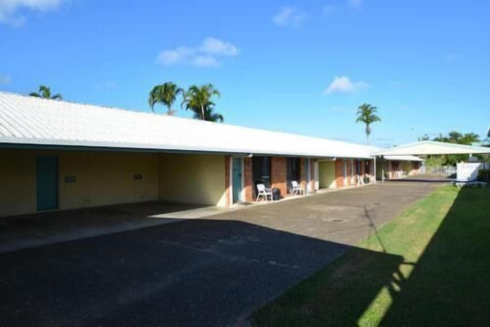 Rover Holiday Units 35/40