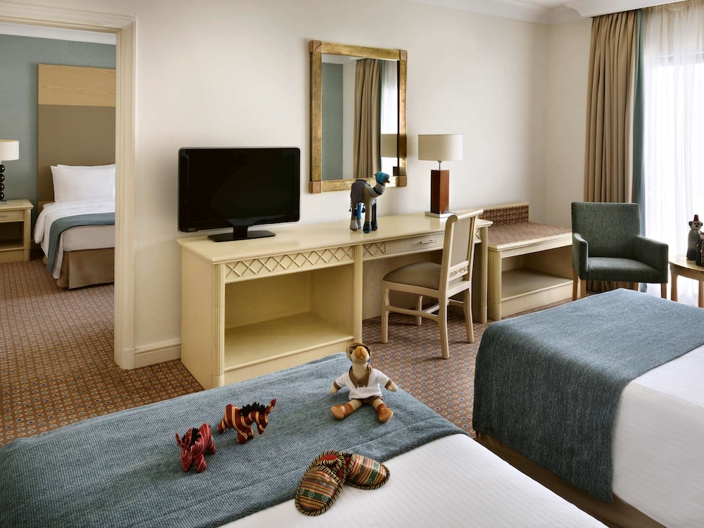 MOVENPICK RESORT PETRA 69/77