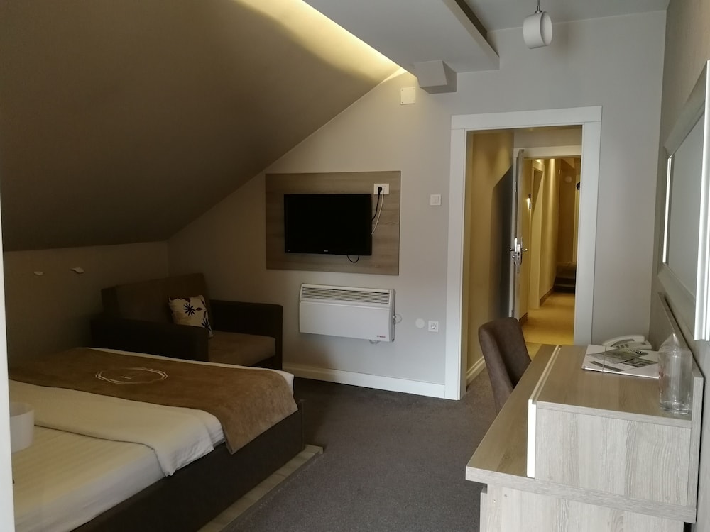 Hotel Ideja 17/43
