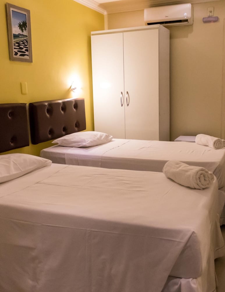 Lemes Hotel 11/50