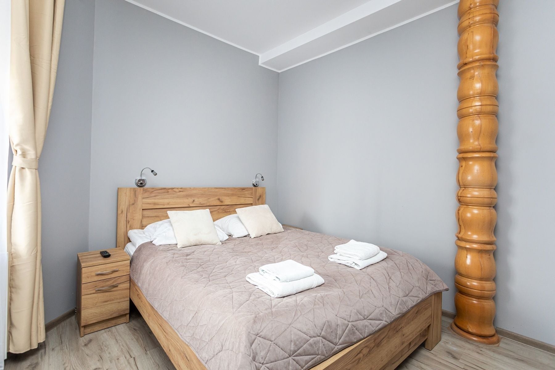 Standard, Twin Beds, Royal Residence 9/10