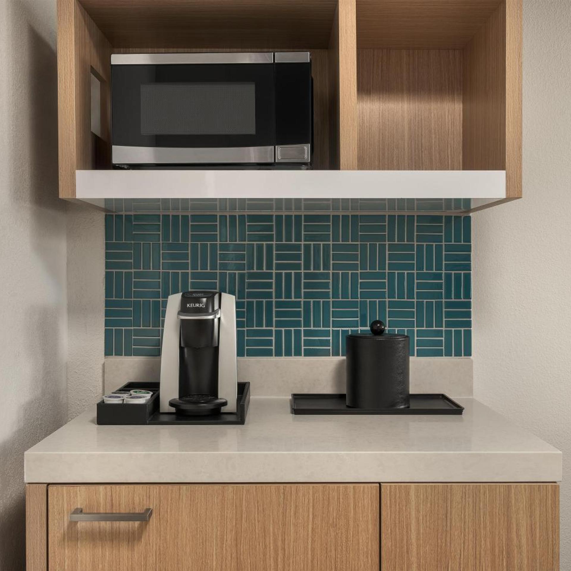 جناح جونيور بسريرين كوين مع أريكة، Hilton Garden Inn Wooster 3/3