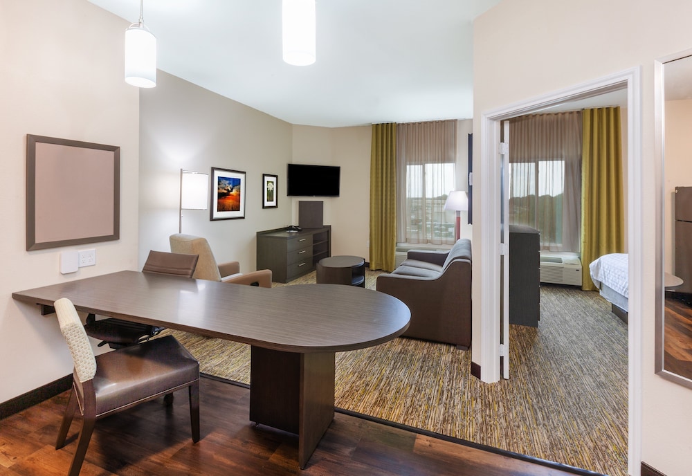 Candlewood Suites Houston - Pasadena 36/45