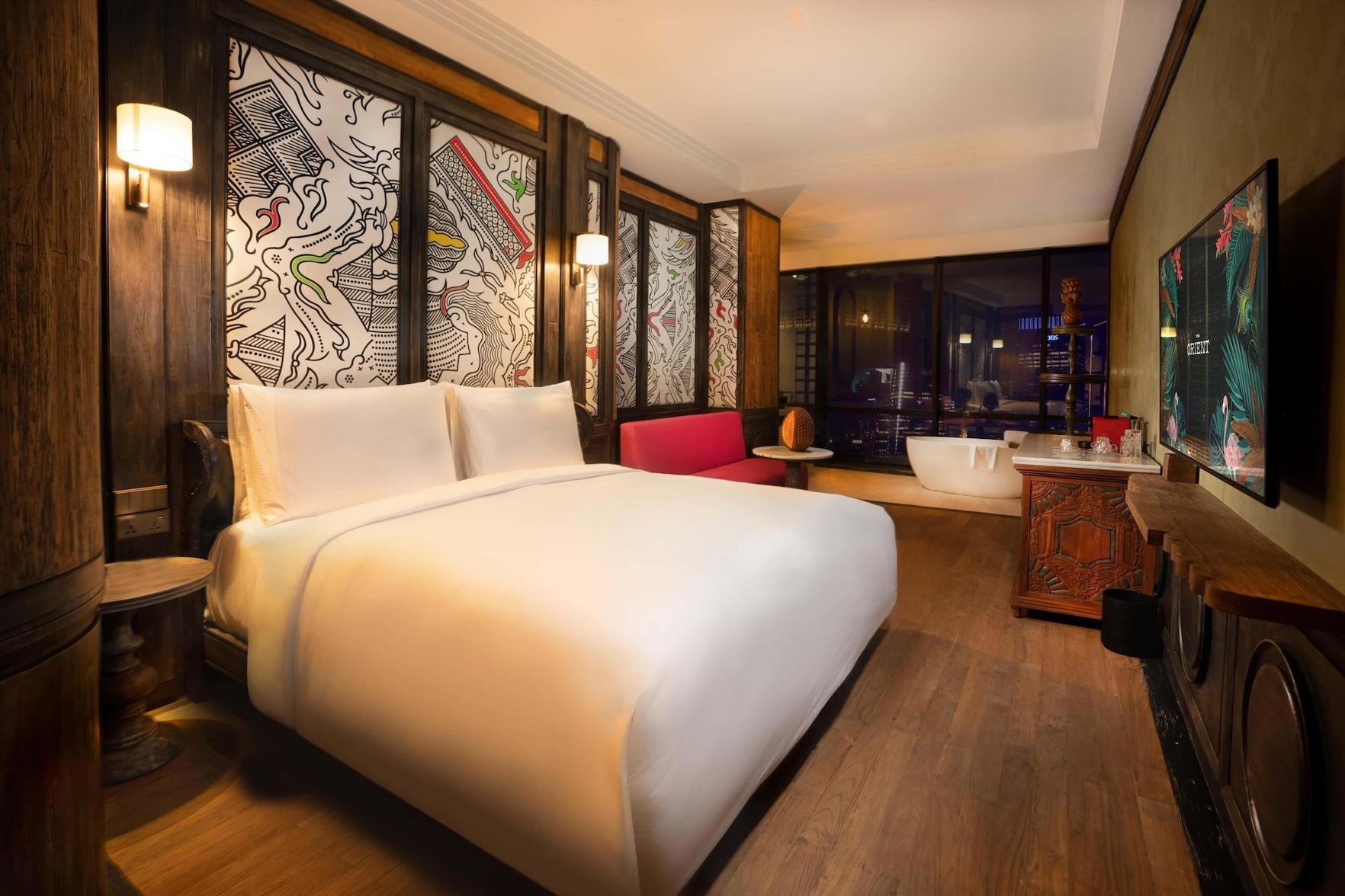 Oriental, King Bed