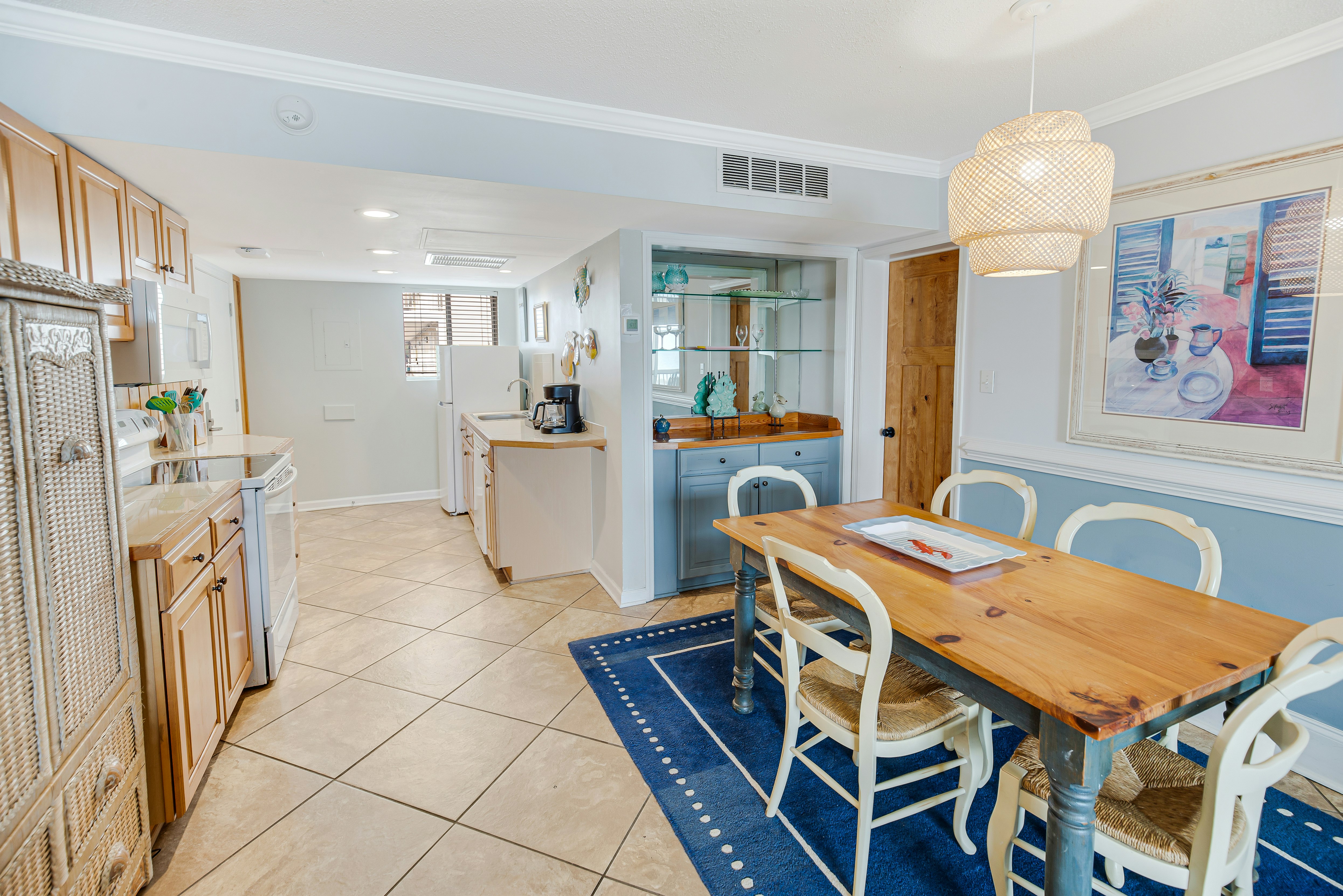 The Oceanfront Litchfield Inn 57/75