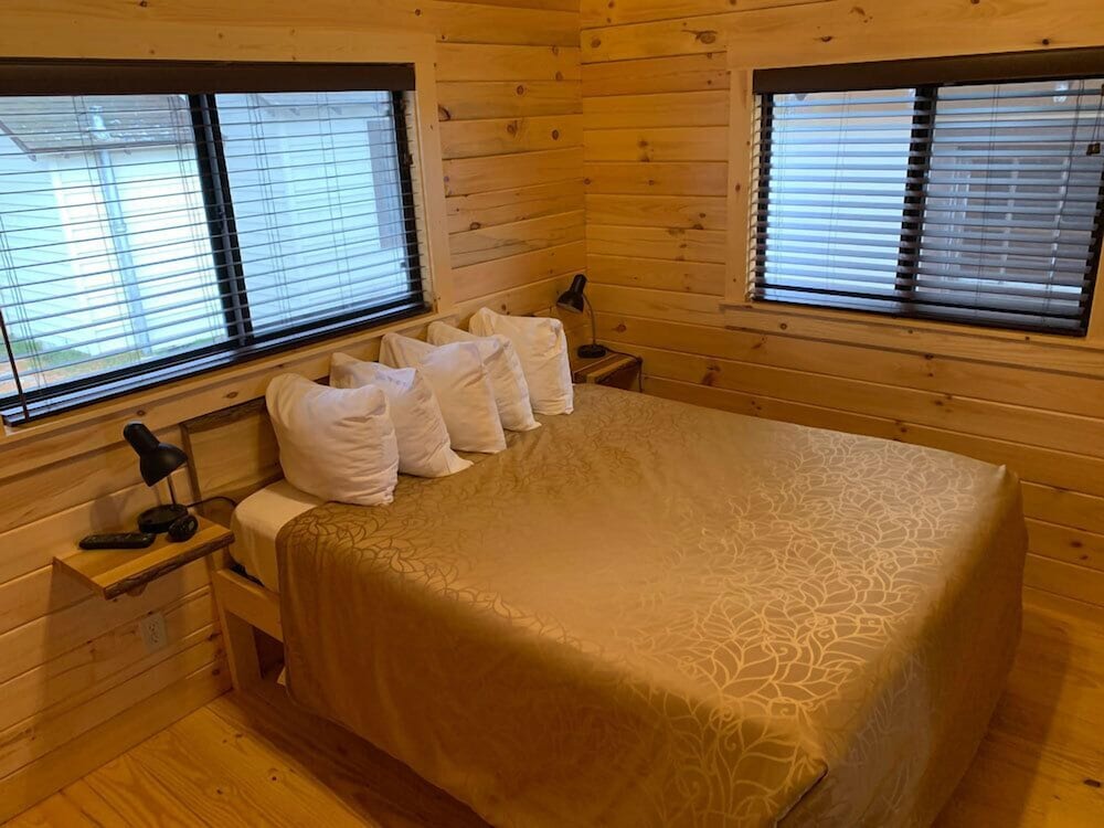 Waterfront Inn - Mackinaw City 6/24