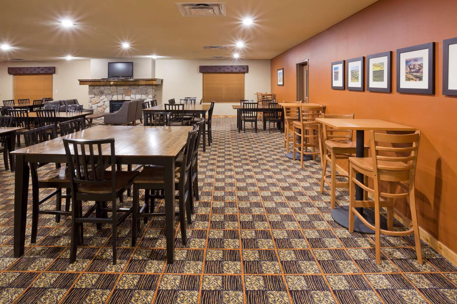 AmericInn by Wyndham Fargo Medical Center 50/59