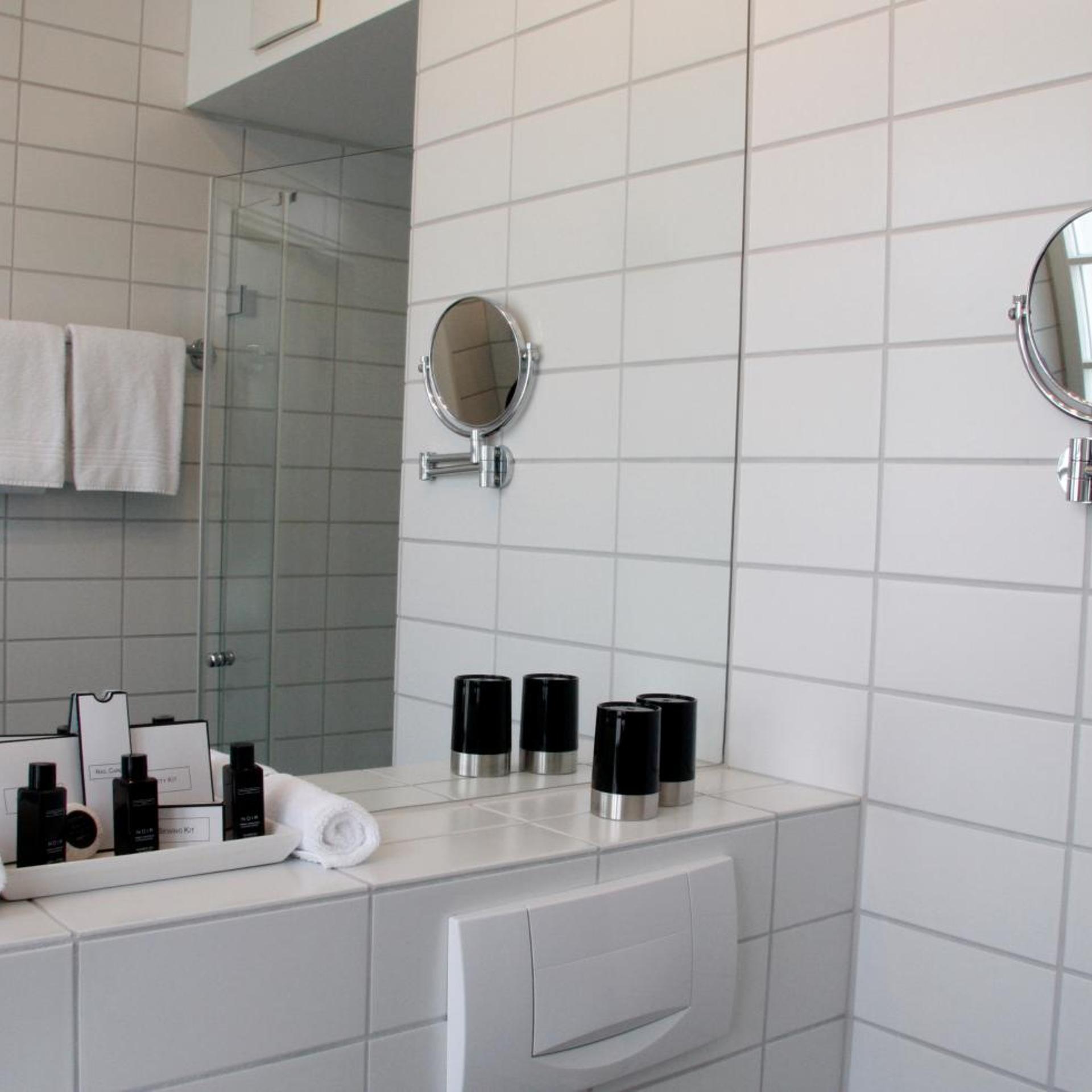 Style, Double Bed، Der Teufelhof Basel 4/4